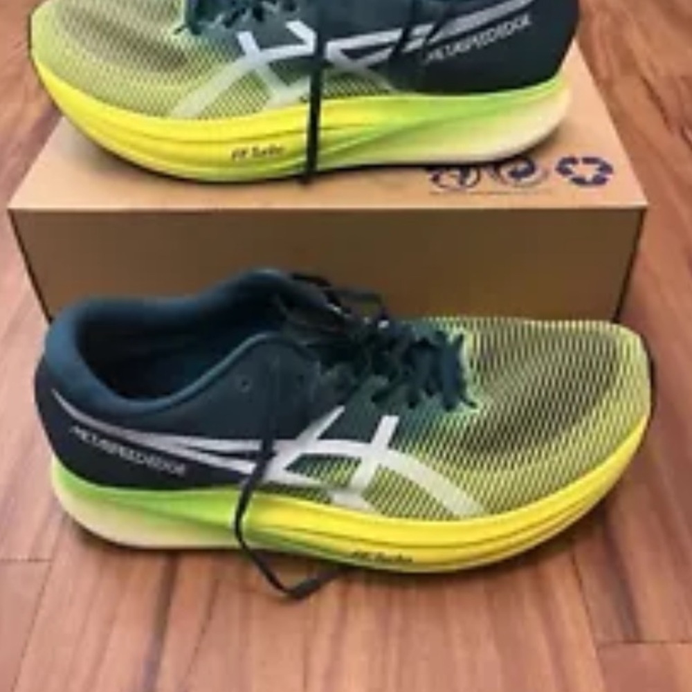 ASICS metaspeed edge + velvet pine safety yellow 11.5